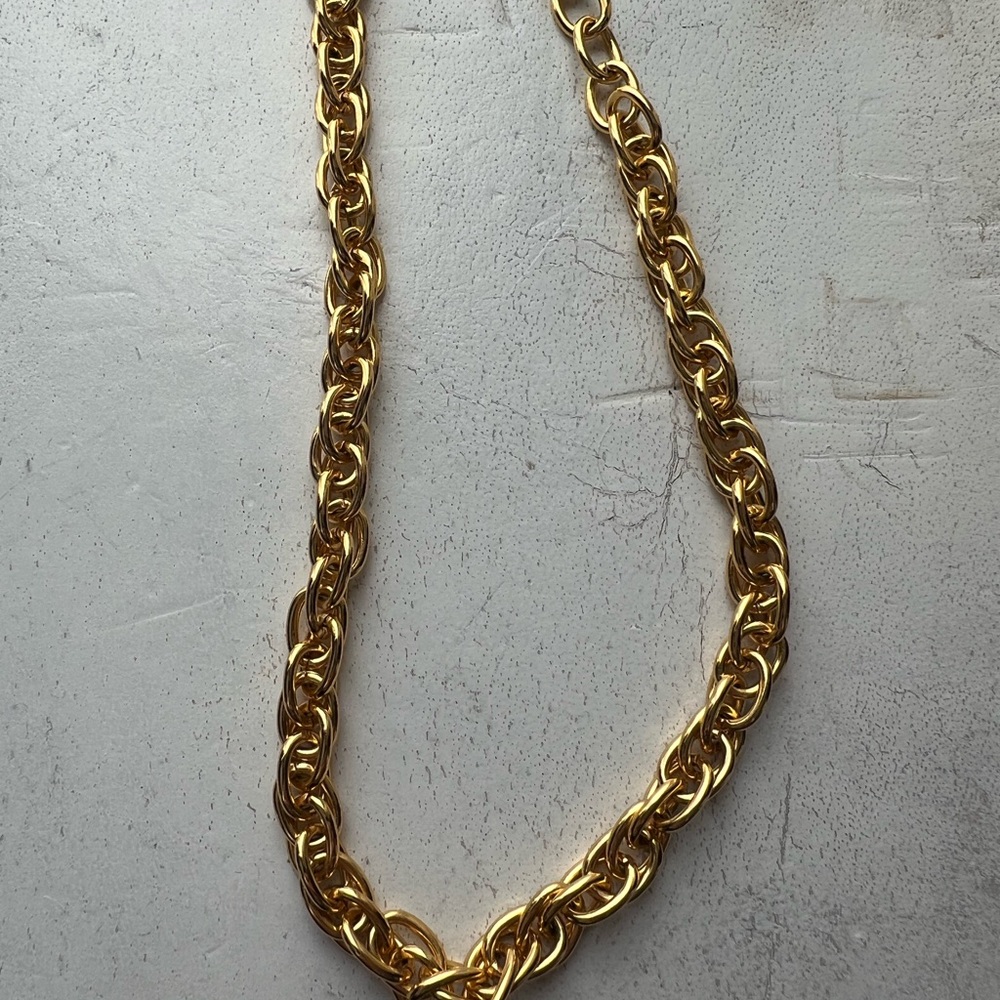 Melissa Lovy Bardot  Necklace
